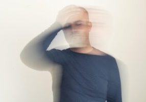 blurry-man-with-vertigo